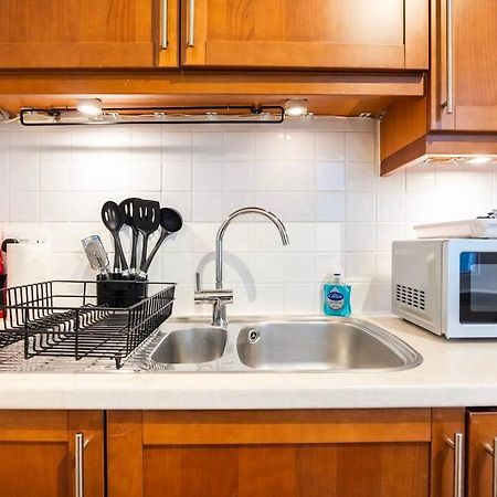 Stylish Studio In Leicester Square Лондон Экстерьер фото