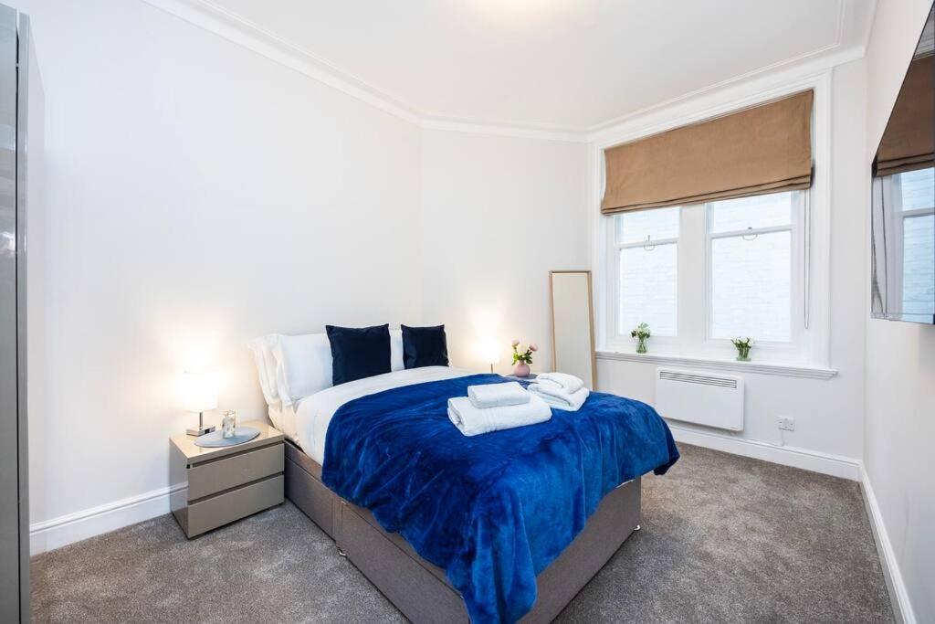 Stylish Studio In Leicester Square Лондон Экстерьер фото